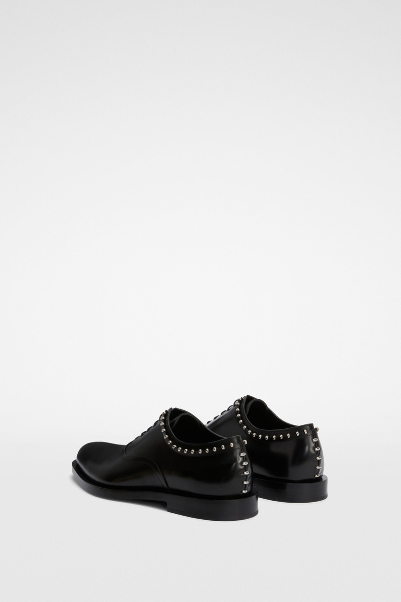 Lace-Up Shoe 6
