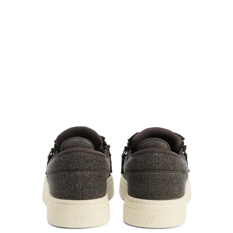 Giuseppe Zanotti Gz94 outlook