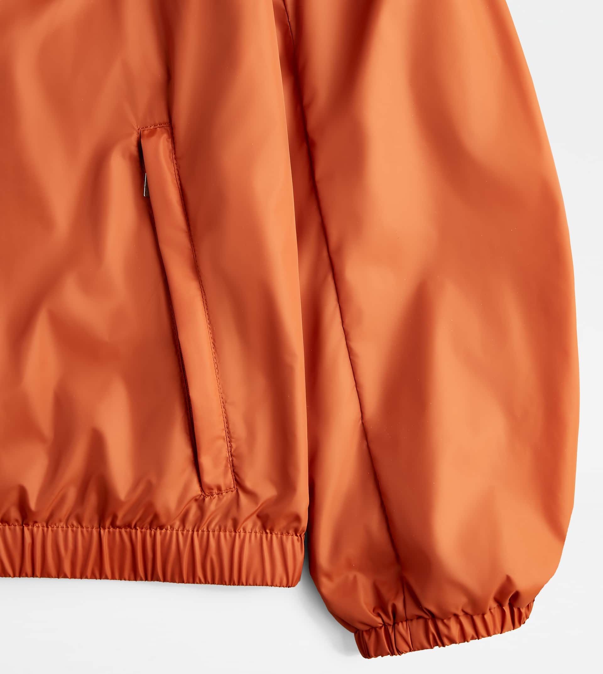 WINDBREAKER - ORANGE - 9