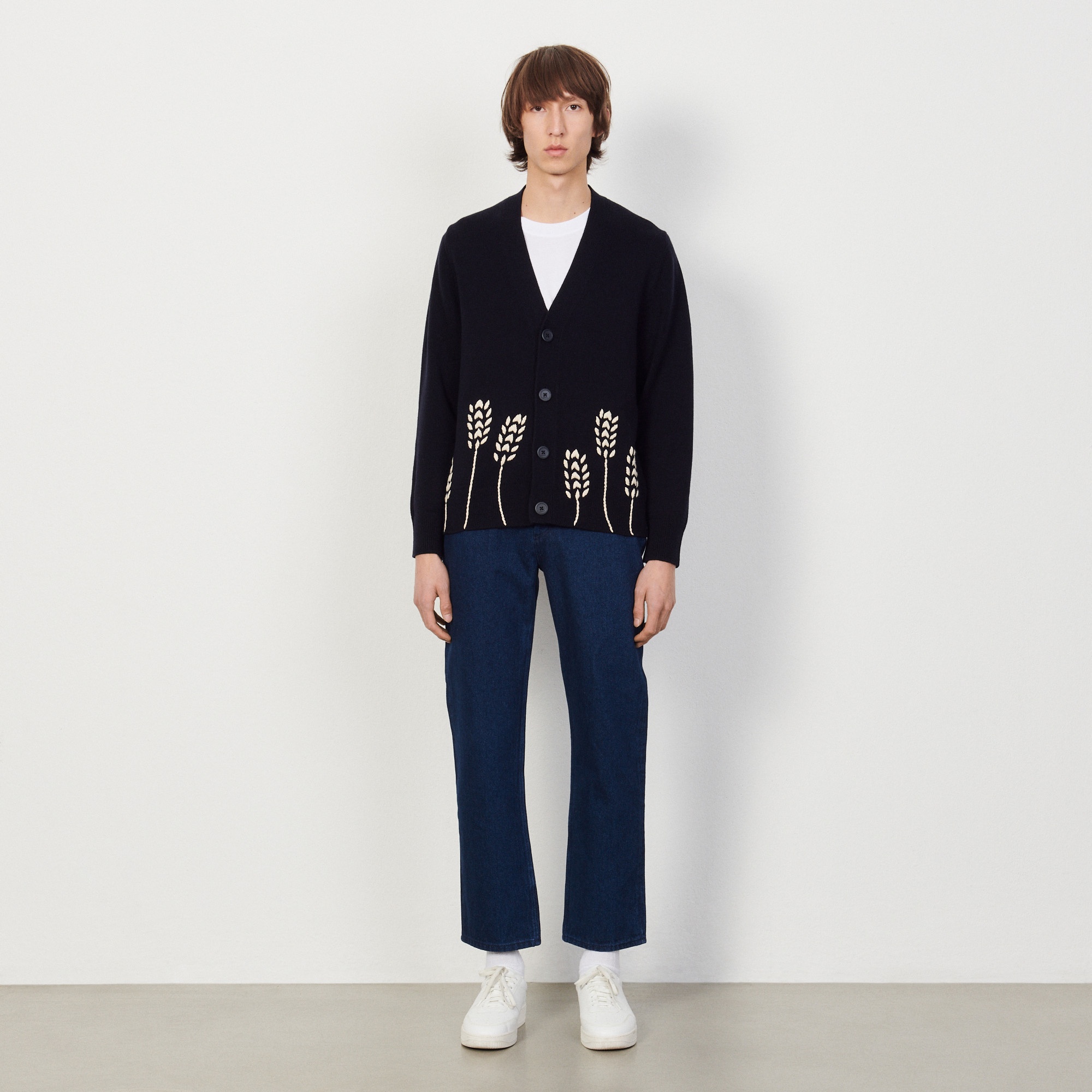 Wool cardigan with embroidery - 6