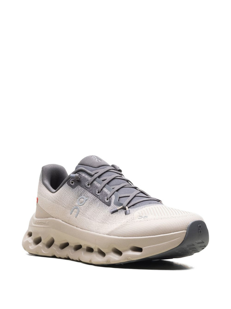 On Cloudtilt sneakers outlook