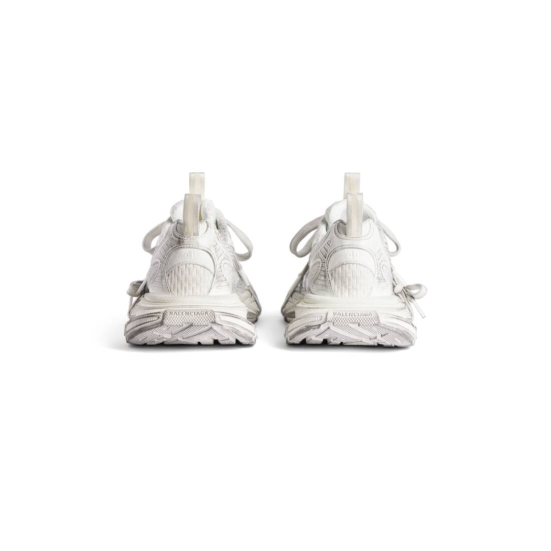 Women's 3xl Sneaker in White - 5