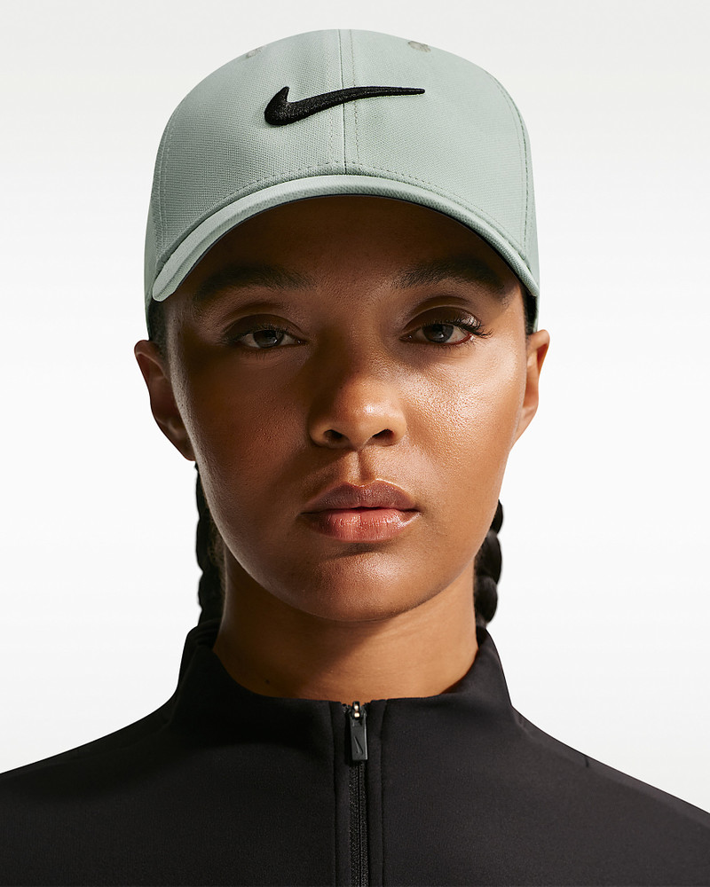 Nike Dri-FIT Club Structured Swoosh Cap 1