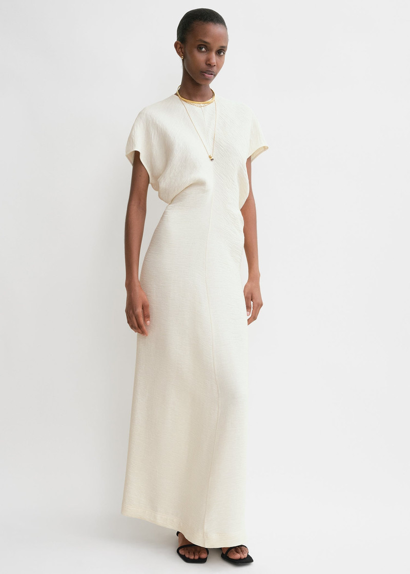 Totême Slouch waist crinkled dress cream outlook