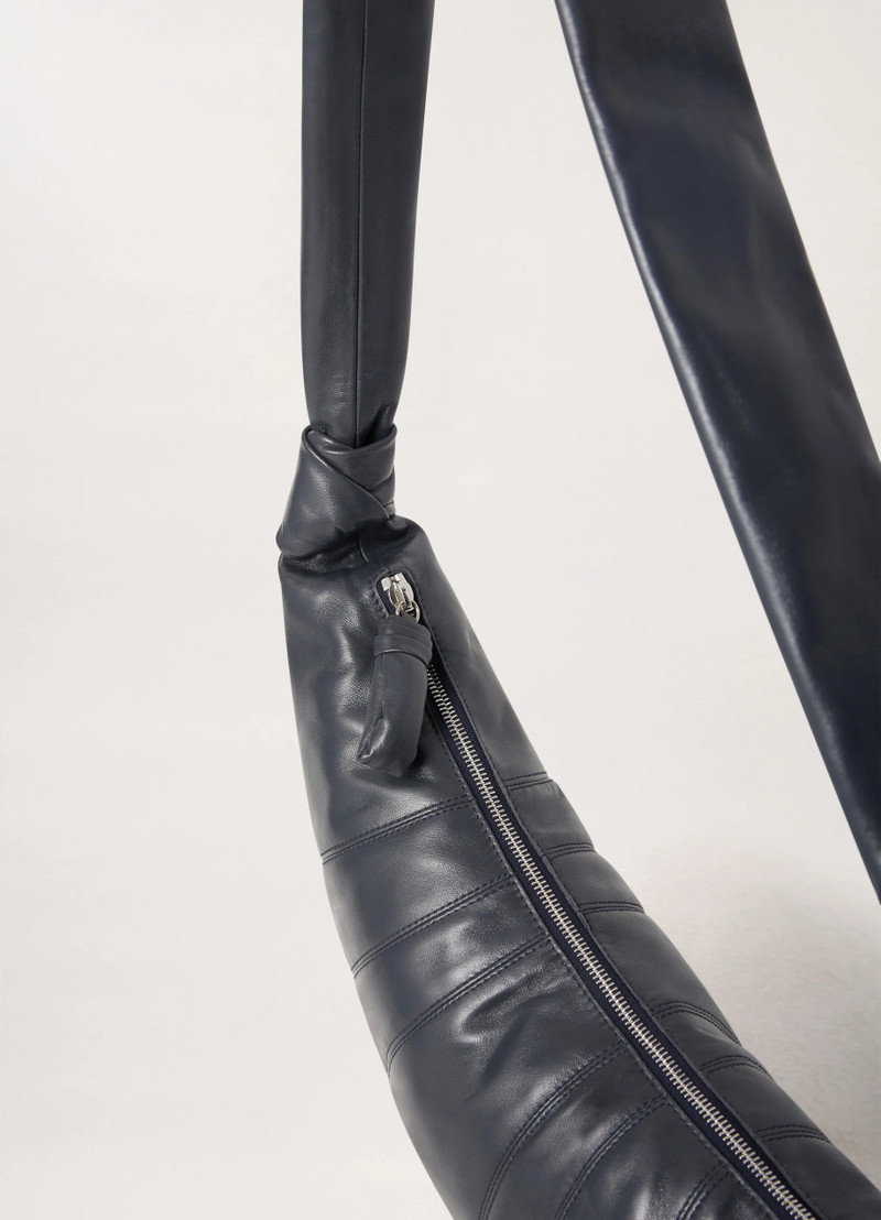 MEDIUM CROISSANT BAG
SOFT NAPPA LEATHER 3