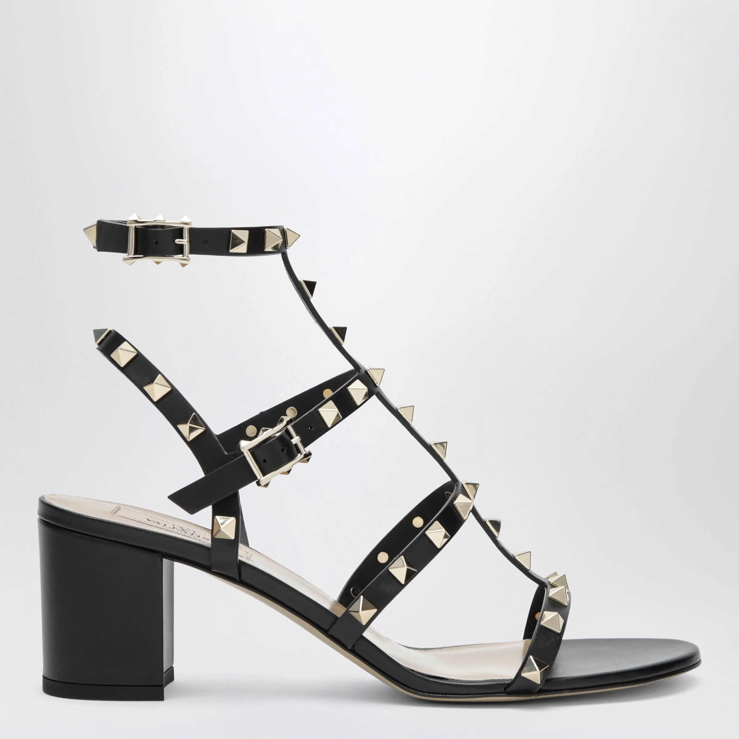 Rockstud calfskin leather sandals with studs in black - 1