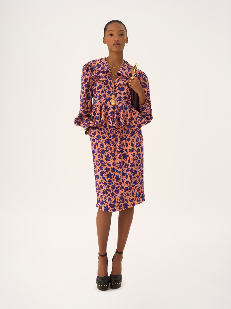 Chloé V-NECK RUFFLE TOP IN CRÊPE DE CHINE outlook