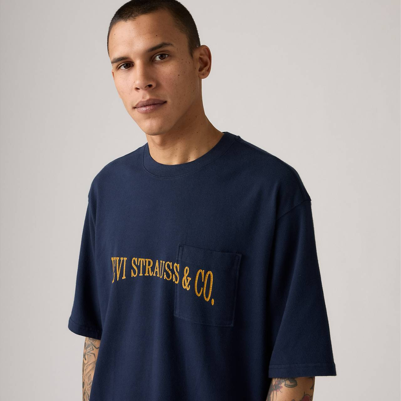 HALF-SLEEVE GRAPHIC POCKET T-SHIRT - 5