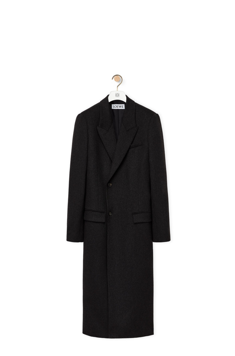 Tailored coat in wool and cashmere 1