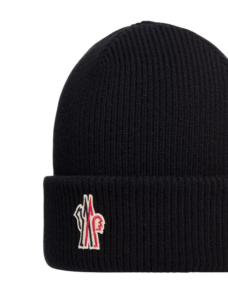 logo hat 3