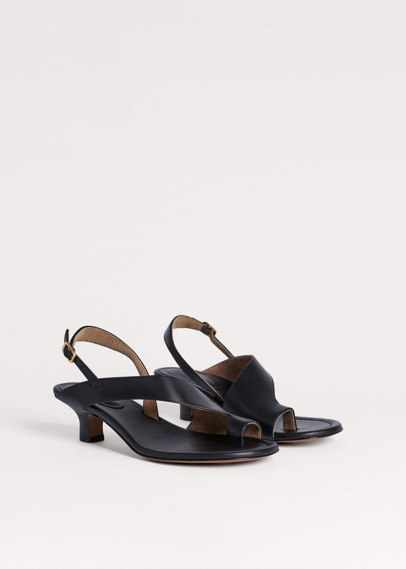 Asymmetric Heel 1