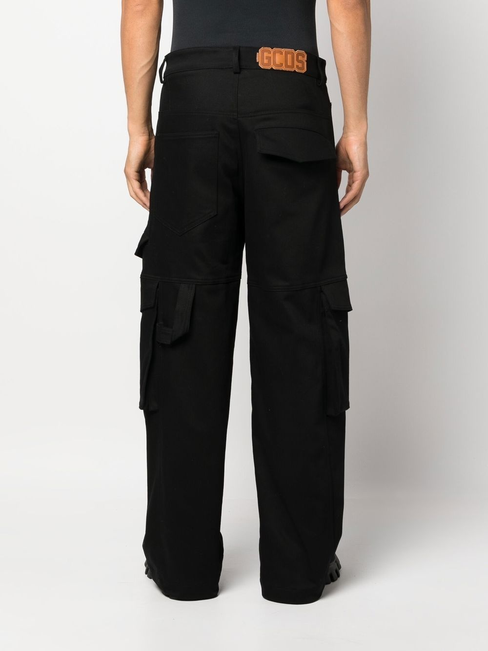 logo-patch cargo trousers - 4