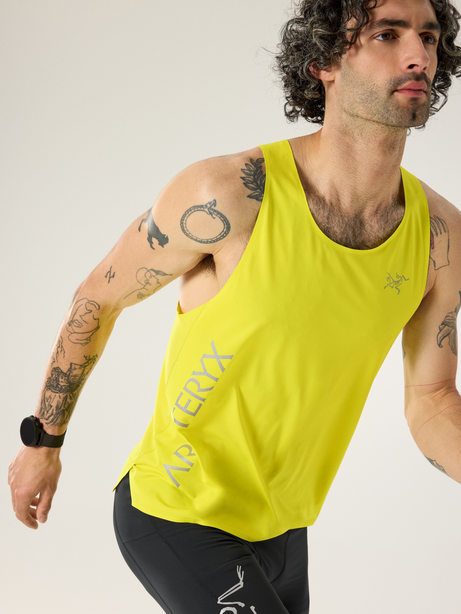 Norvan Downword Logo Tank - 3