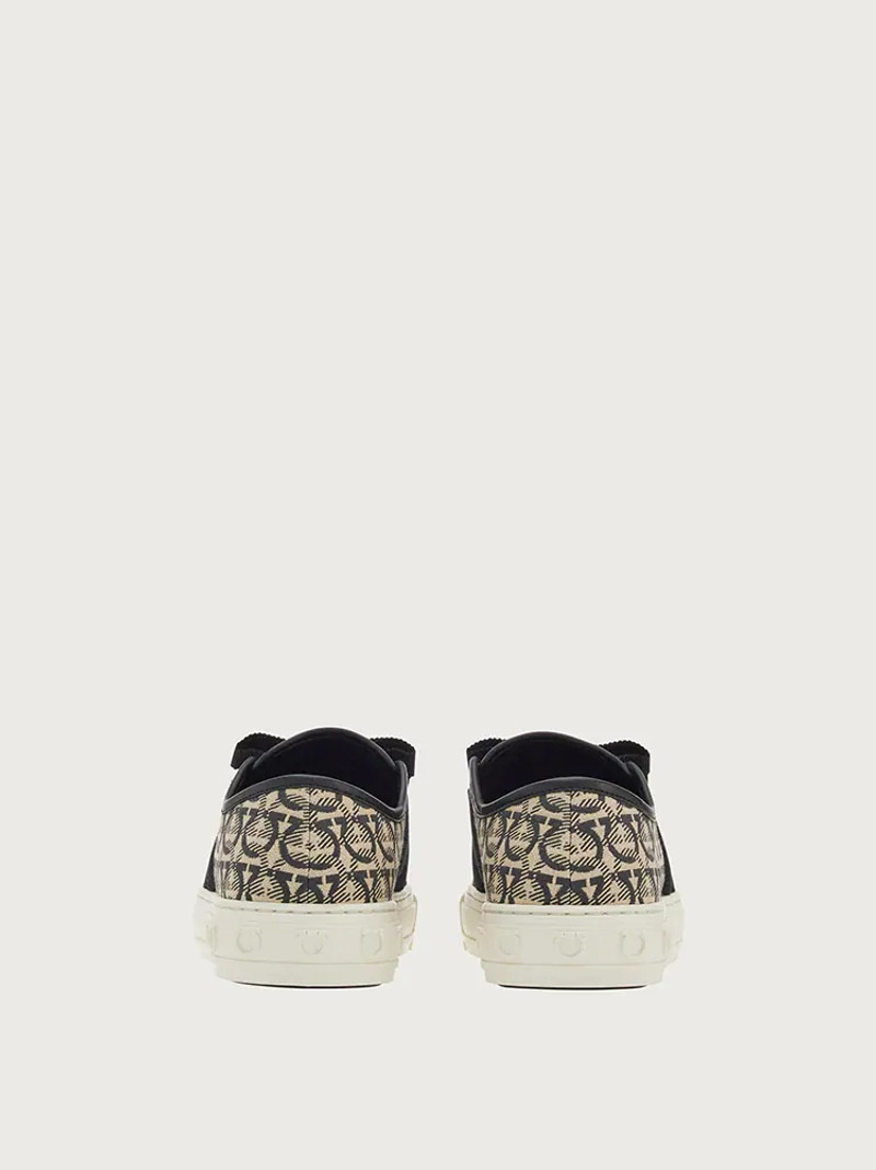 FERRAGAMO GANCINI AND VARA BOW SNEAKER outlook