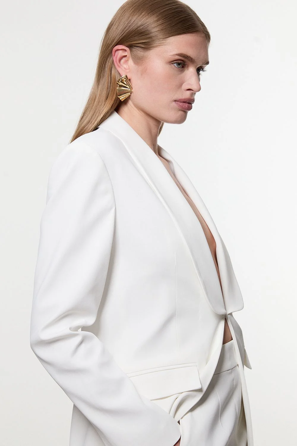 Exaggerated Gild Stud Earrings - 1