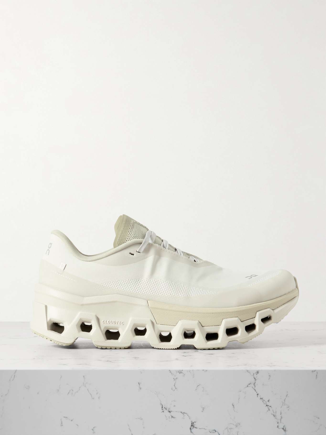 On + Post Archive Faction Cloudmonster 2 rubber-trimmed mesh 