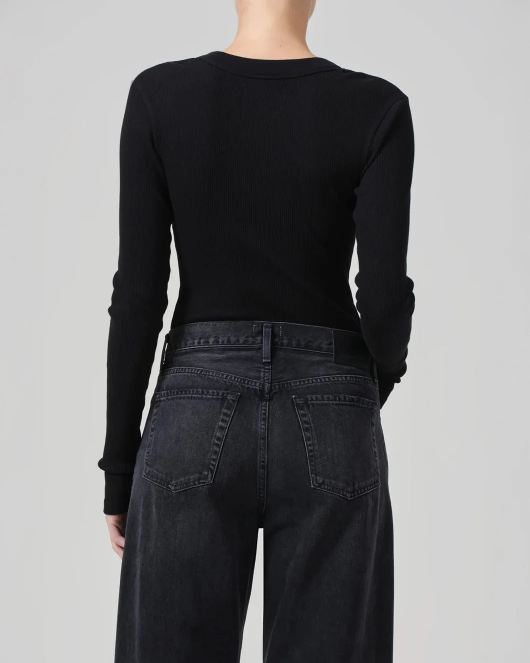 VARRA HENLEY - 4