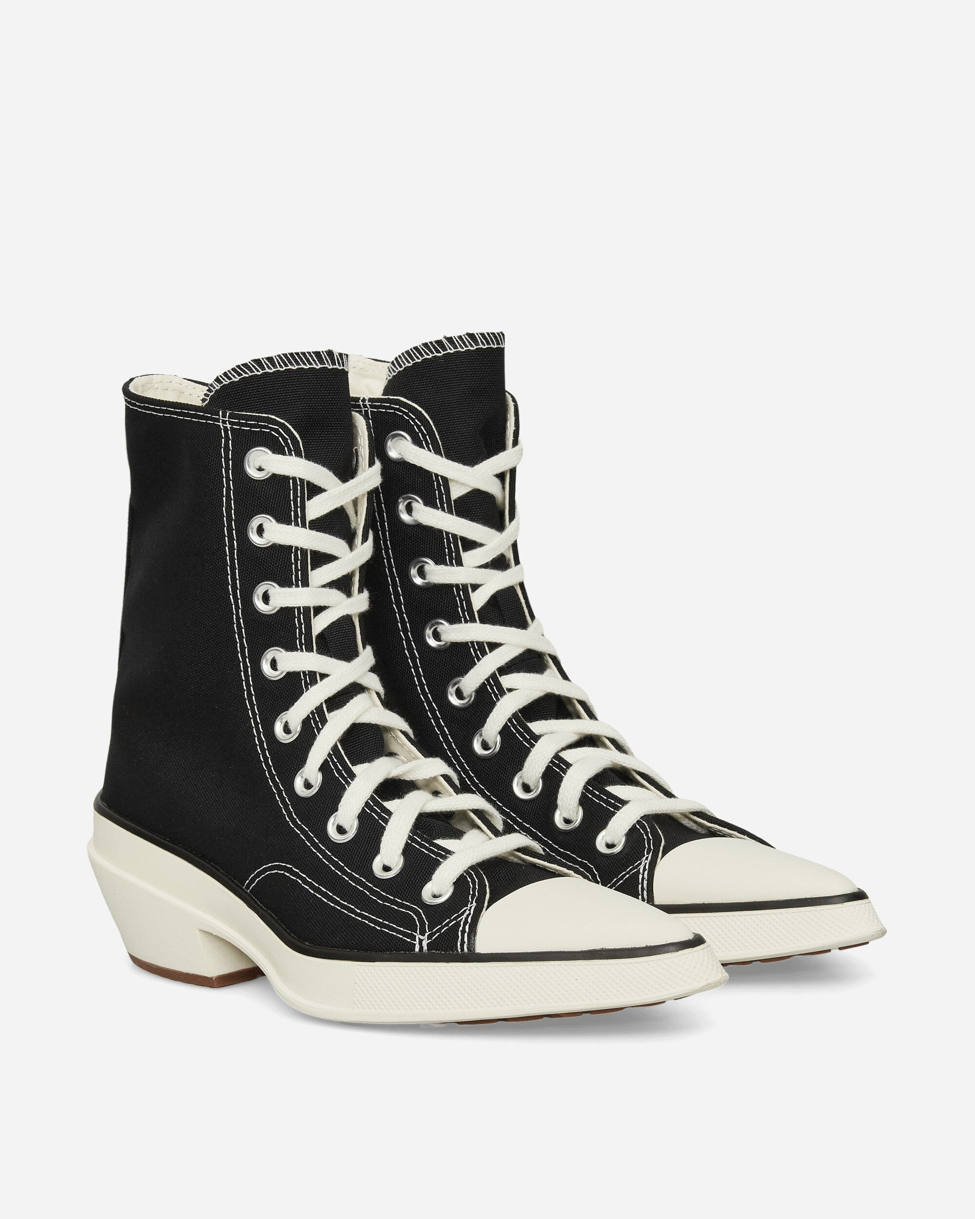 Women's Chuck 70 De Luxe Pointed Sneakers Black - 2