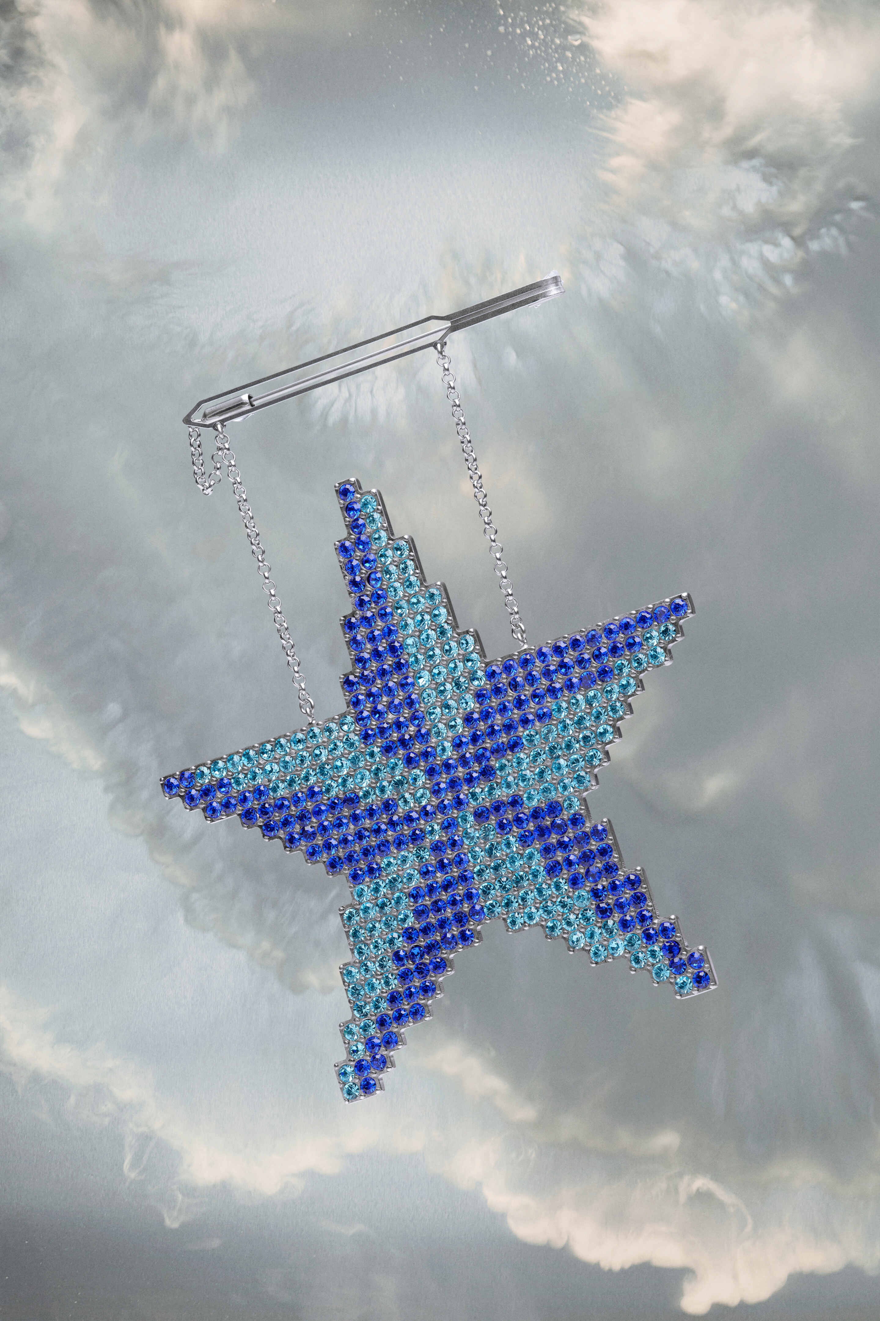 Star brooche - 1