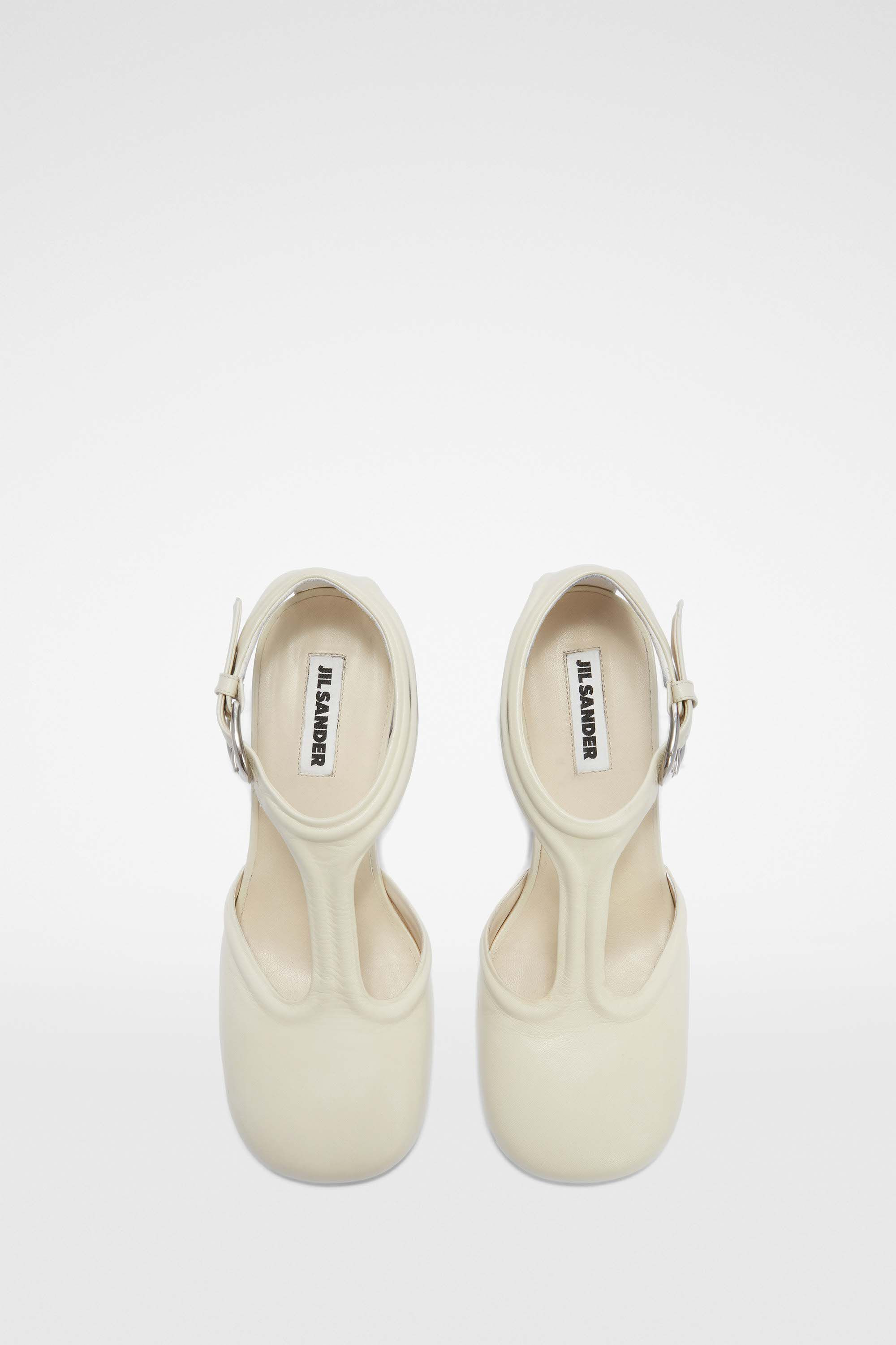 Mary Jane Pumps - 2