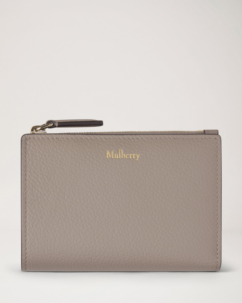 Continental Bifold Zipped Wallet
Cashmere Taupe Small Classic Grain 1