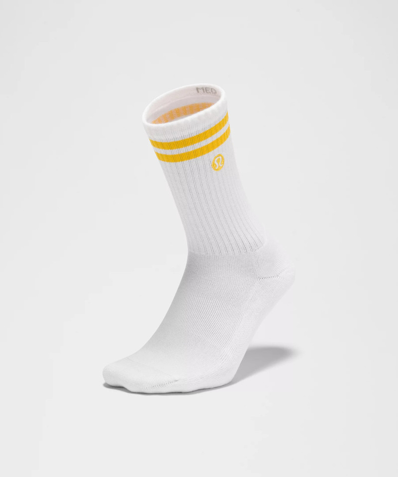 Unisex Daily Essential Crew Socks *Stripe 3