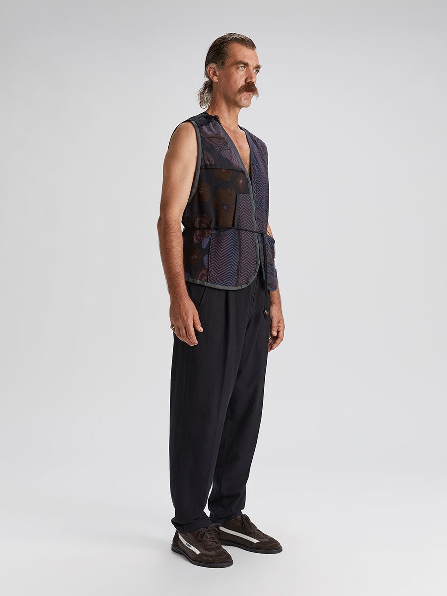 Juggler Vest Dark - 4