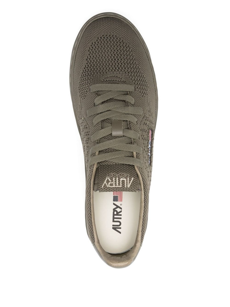 Easeknit Medalist sneakers 4