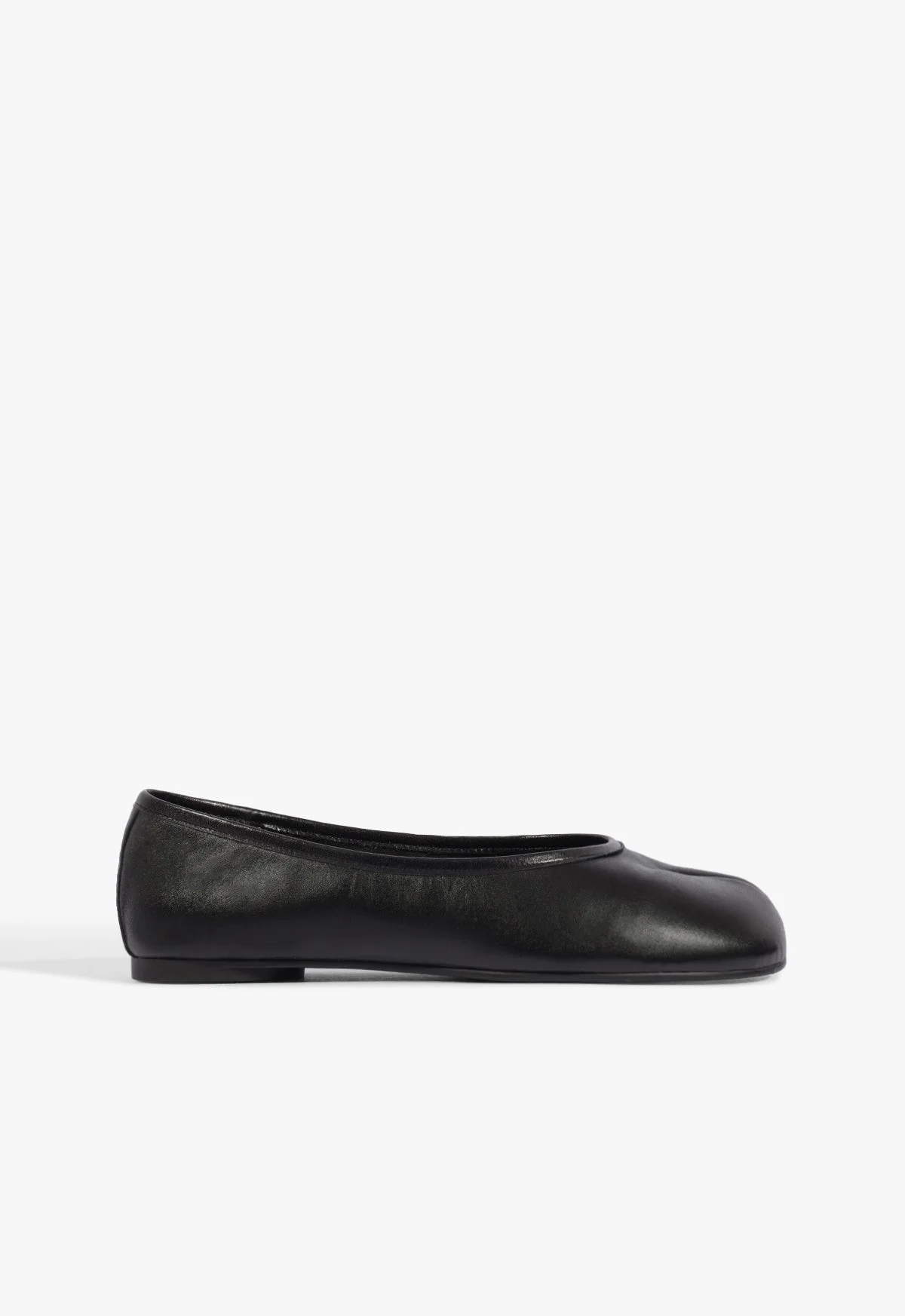 Yumi Flat - 1