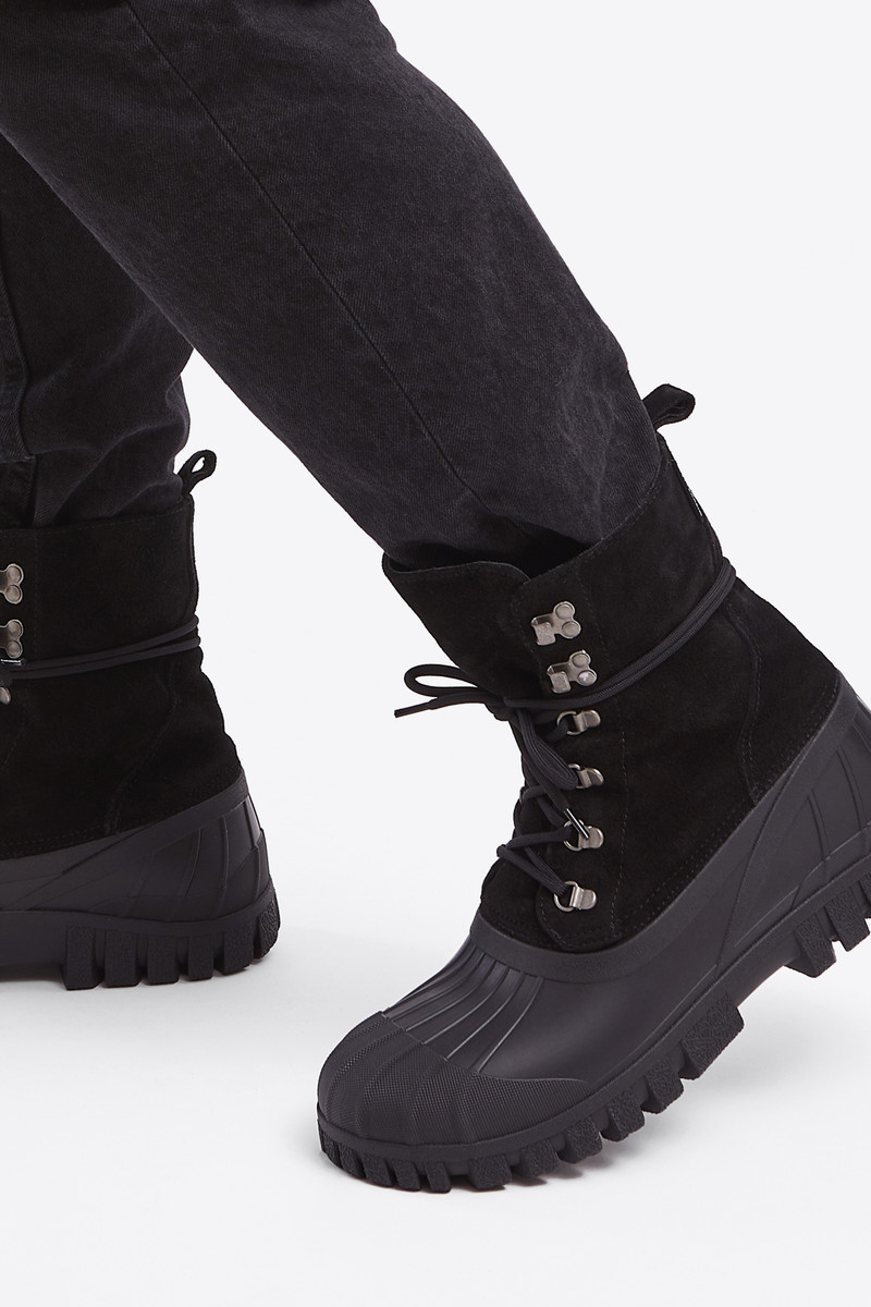 Stutterheim Patrol Boot Suede Black outlook