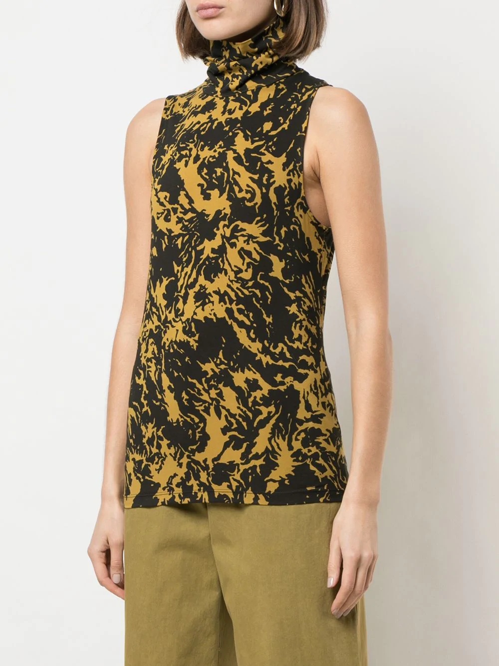 Shadow print mock neck tank top - 3