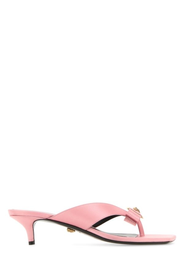 サンダル・ミュール Versace Pink Satin Gianni Ribbon Thong Mules Gianni Ribbon Satin Sandals 140 mm Pink | VERSACE US