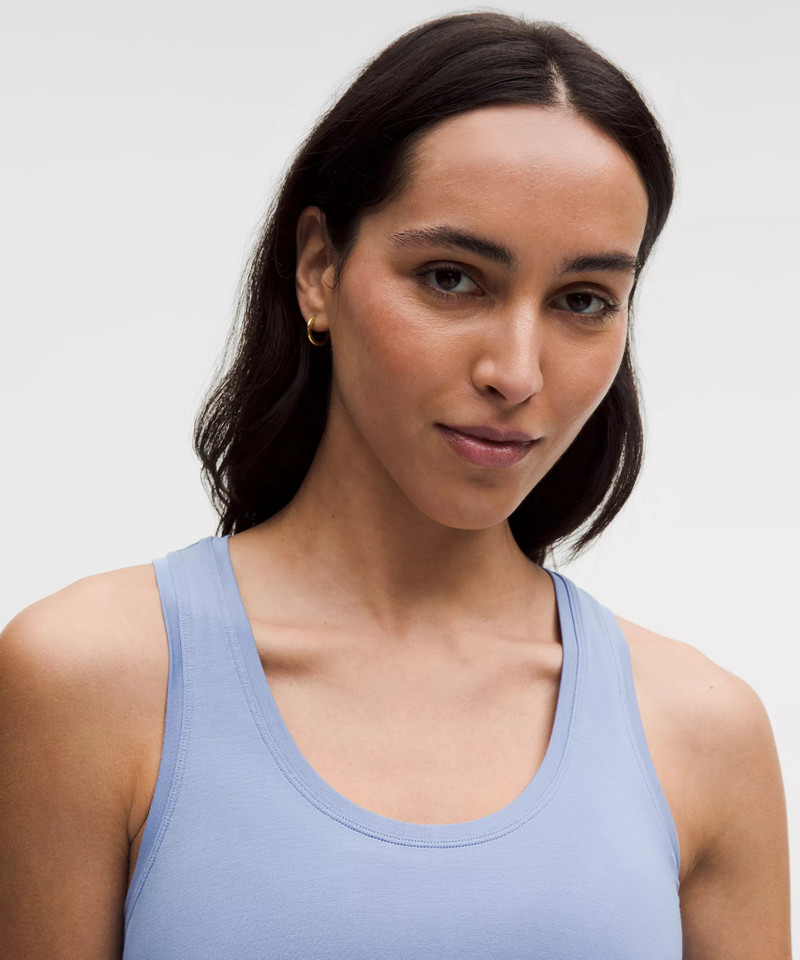 SilkAppeal Side-Slit Tank Top 4