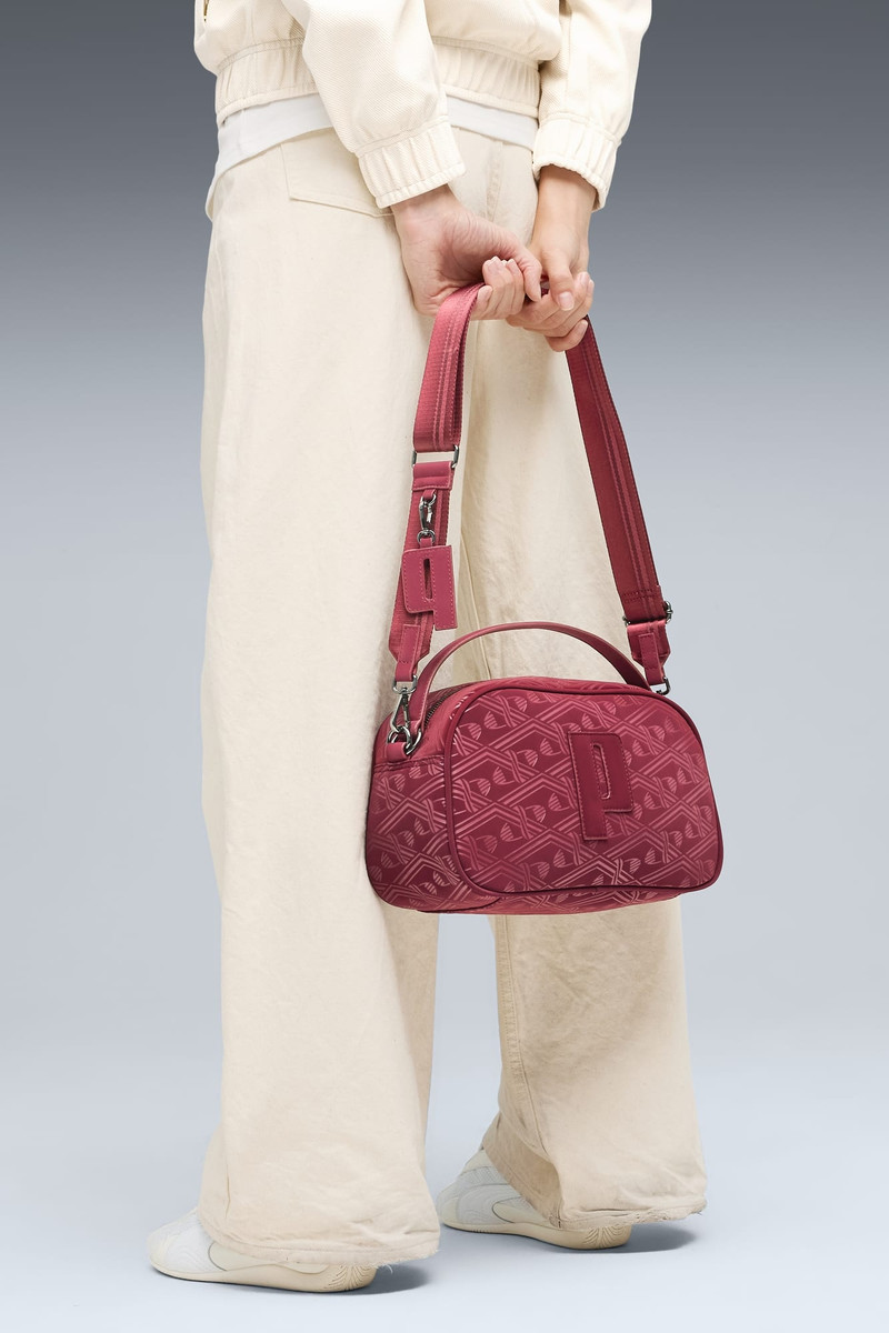 PUMA PUMA SENSE Small Grip Bag outlook