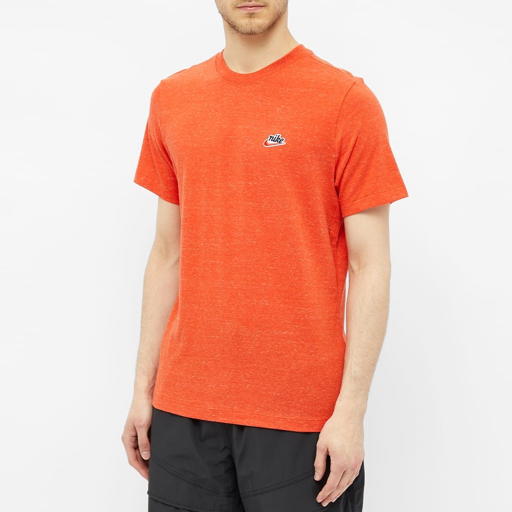 Nike Heritage Chest Logo Tee - 3