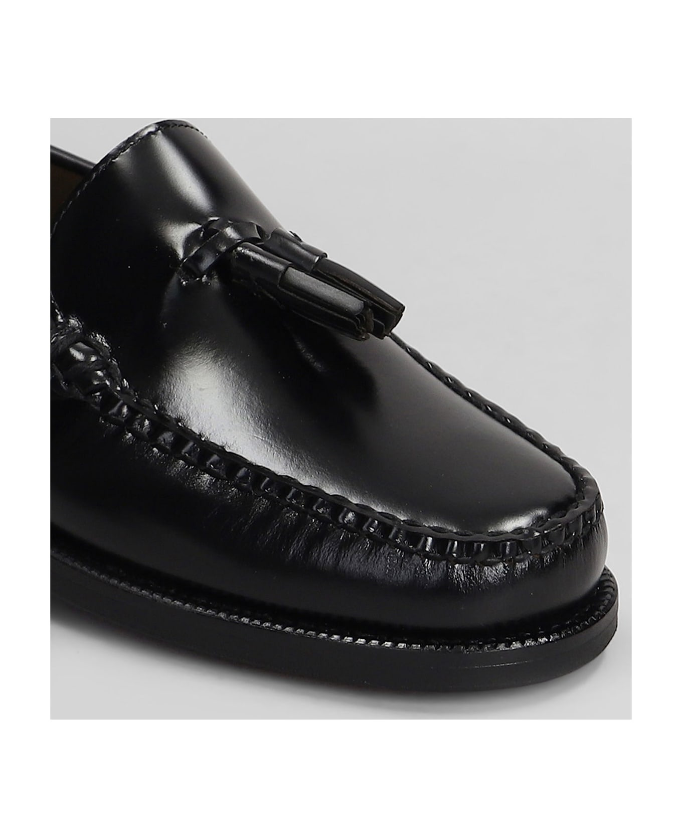 Classic Will Loafers In Black Leather - 5