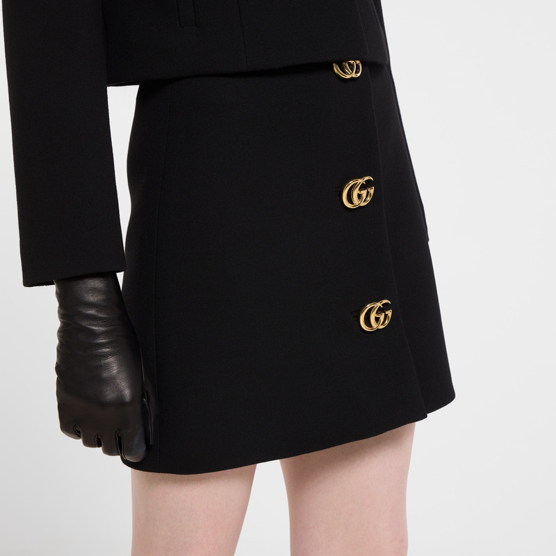 Crêpe wool skirt with Double G button 3