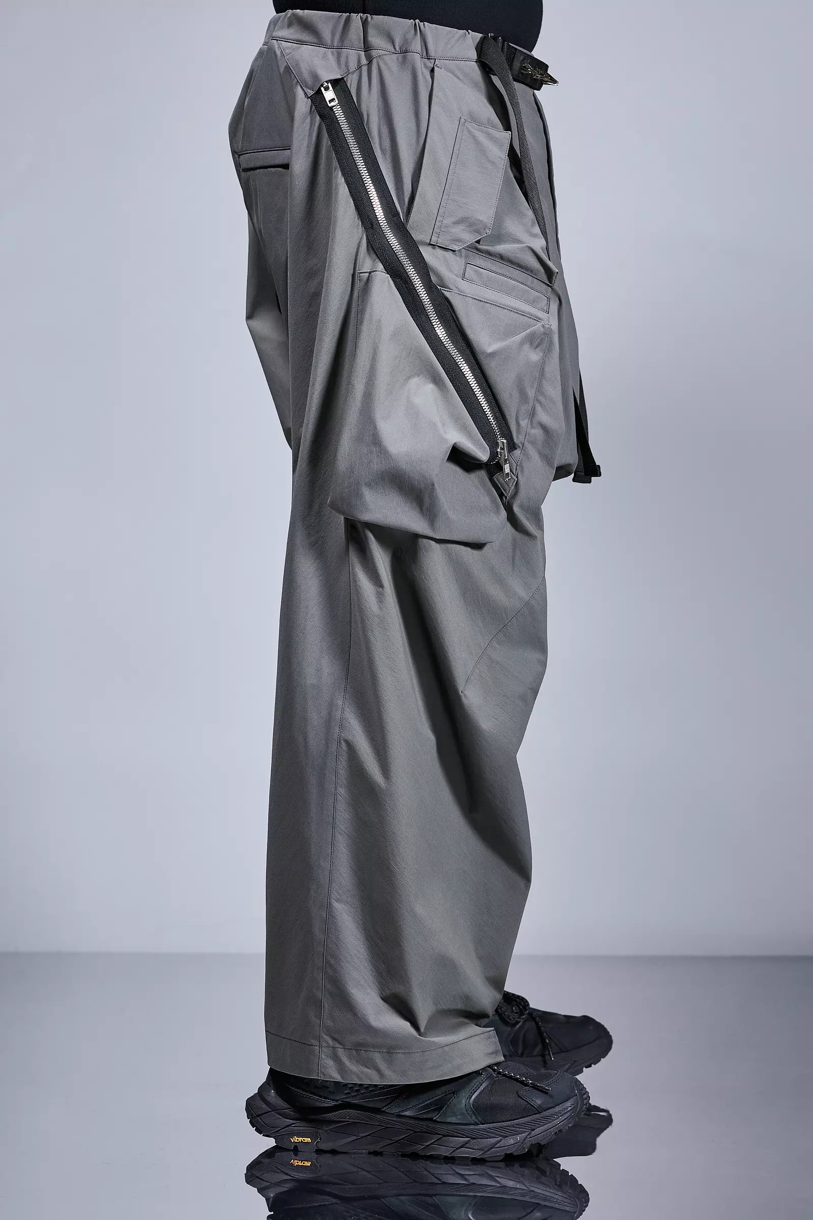 P30AL-E Encapsulated Nylon Ultrawide Drawcord Cargo Trouser Gray - 5