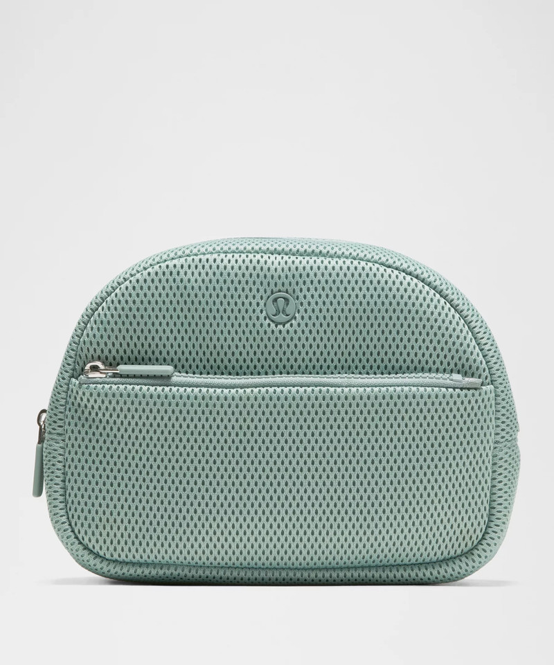 City Essentials Pouch 4L *Knit Mesh 1