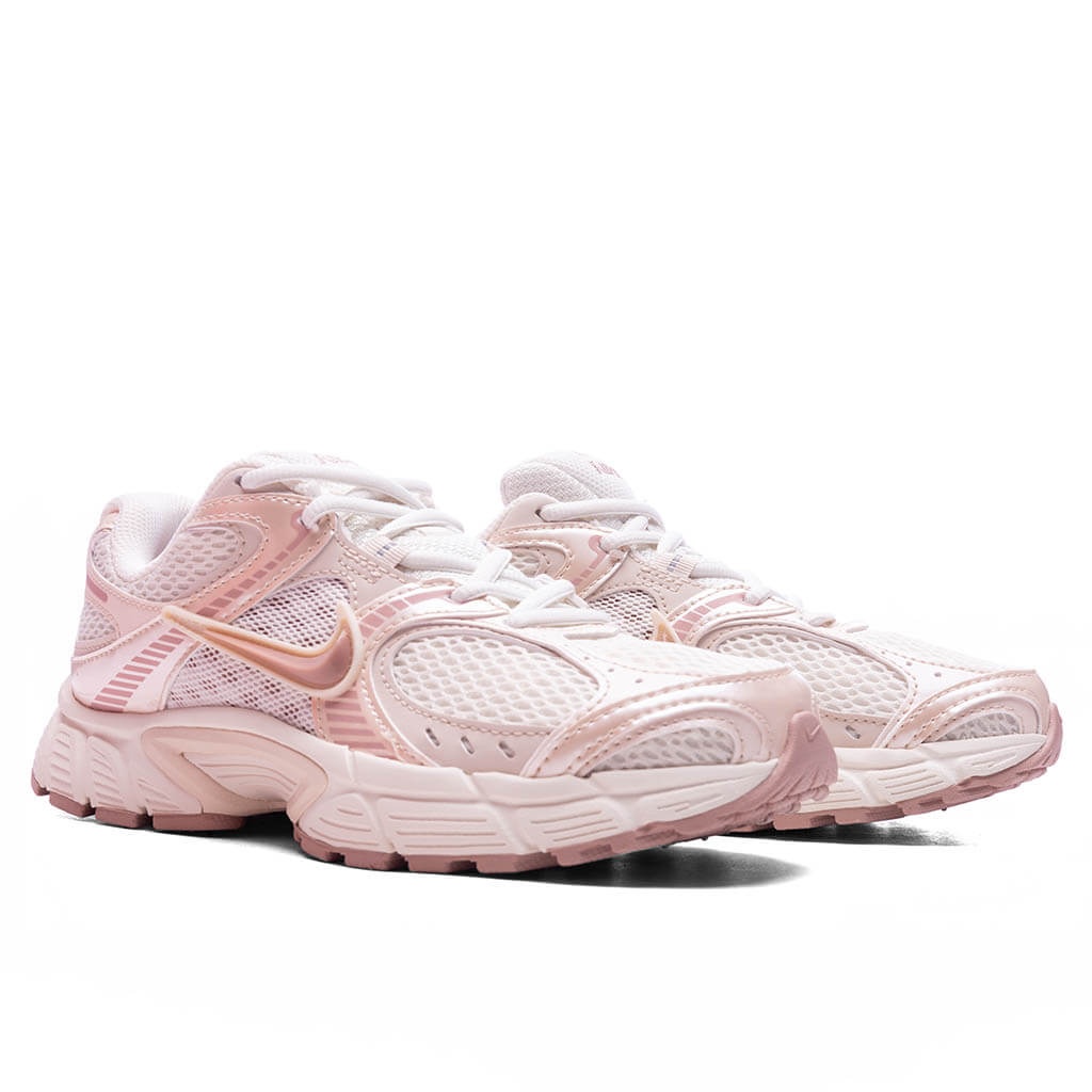 WOMEN'S V5 RNR - SOFT PEARL/PARTICLE PINK/PEARL WHITE - 2