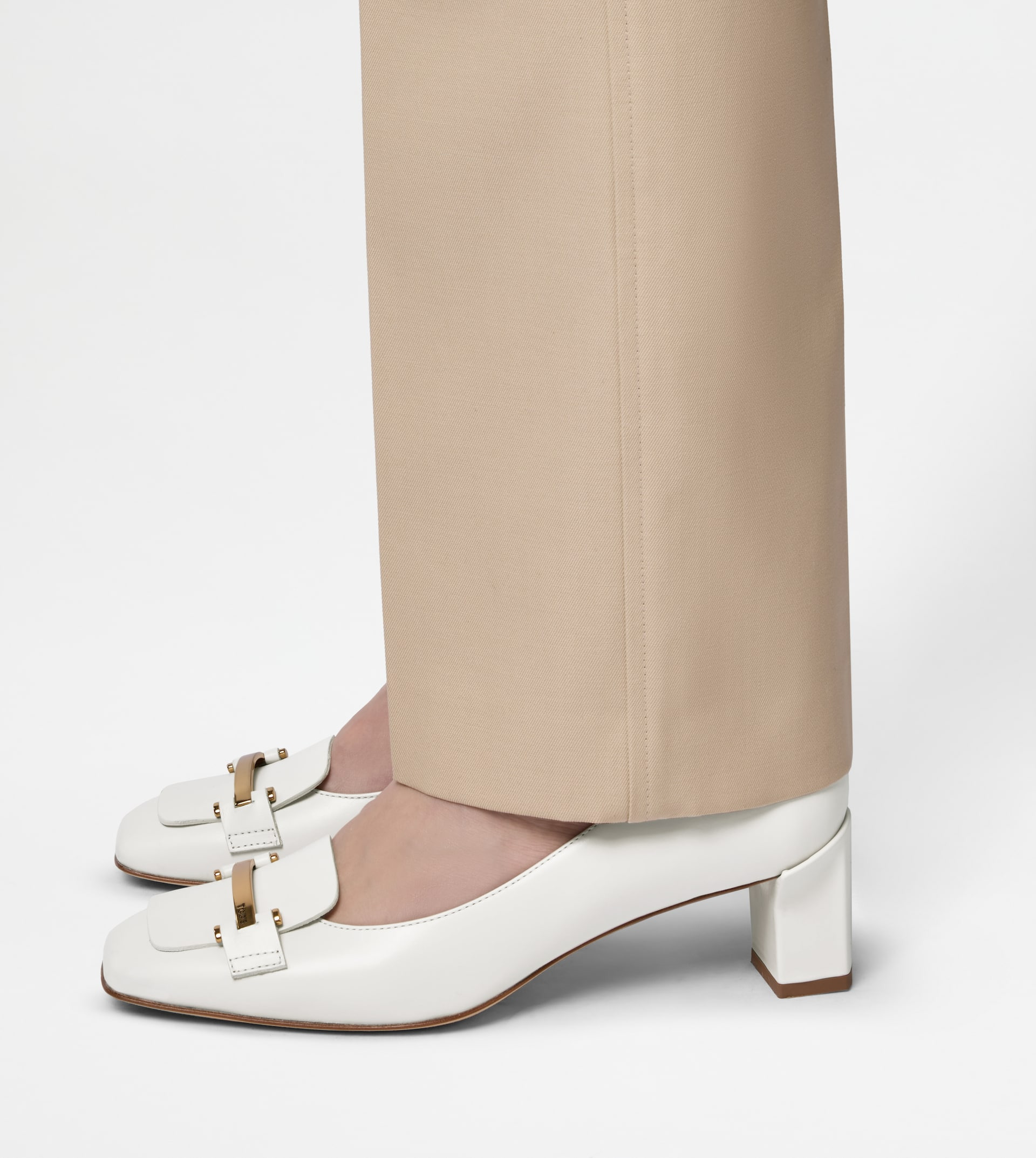 PUMPS IN LEATHER - WHITE - 6