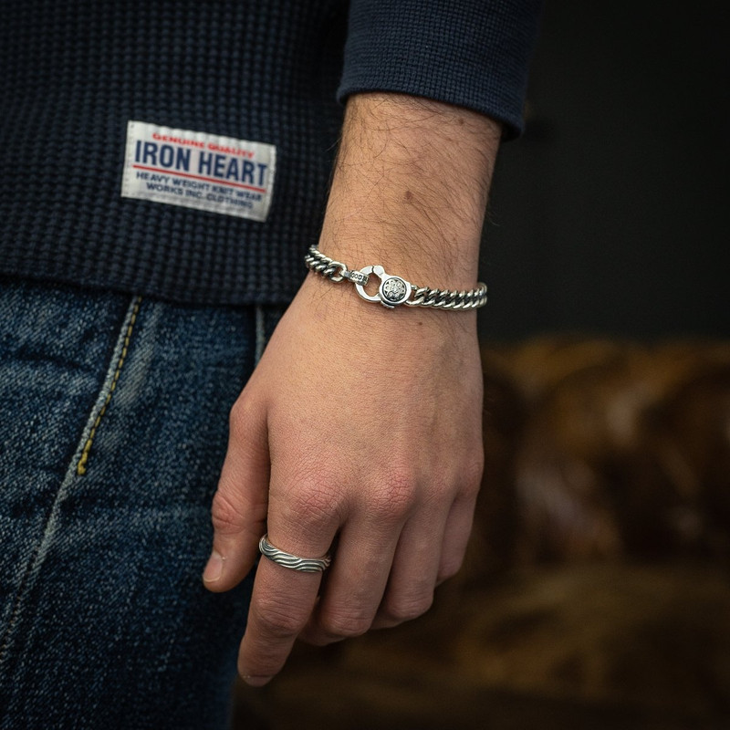 Iron Heart BS-CURBA-WHT GOOD ART HLYWD Curb Chain Bracelet Size A - Sterling Silver with White Diamonds outlook