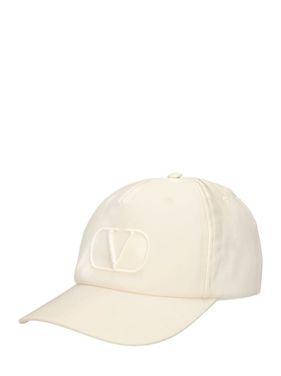 Valentino Vlogo Signature baseball hat outlook