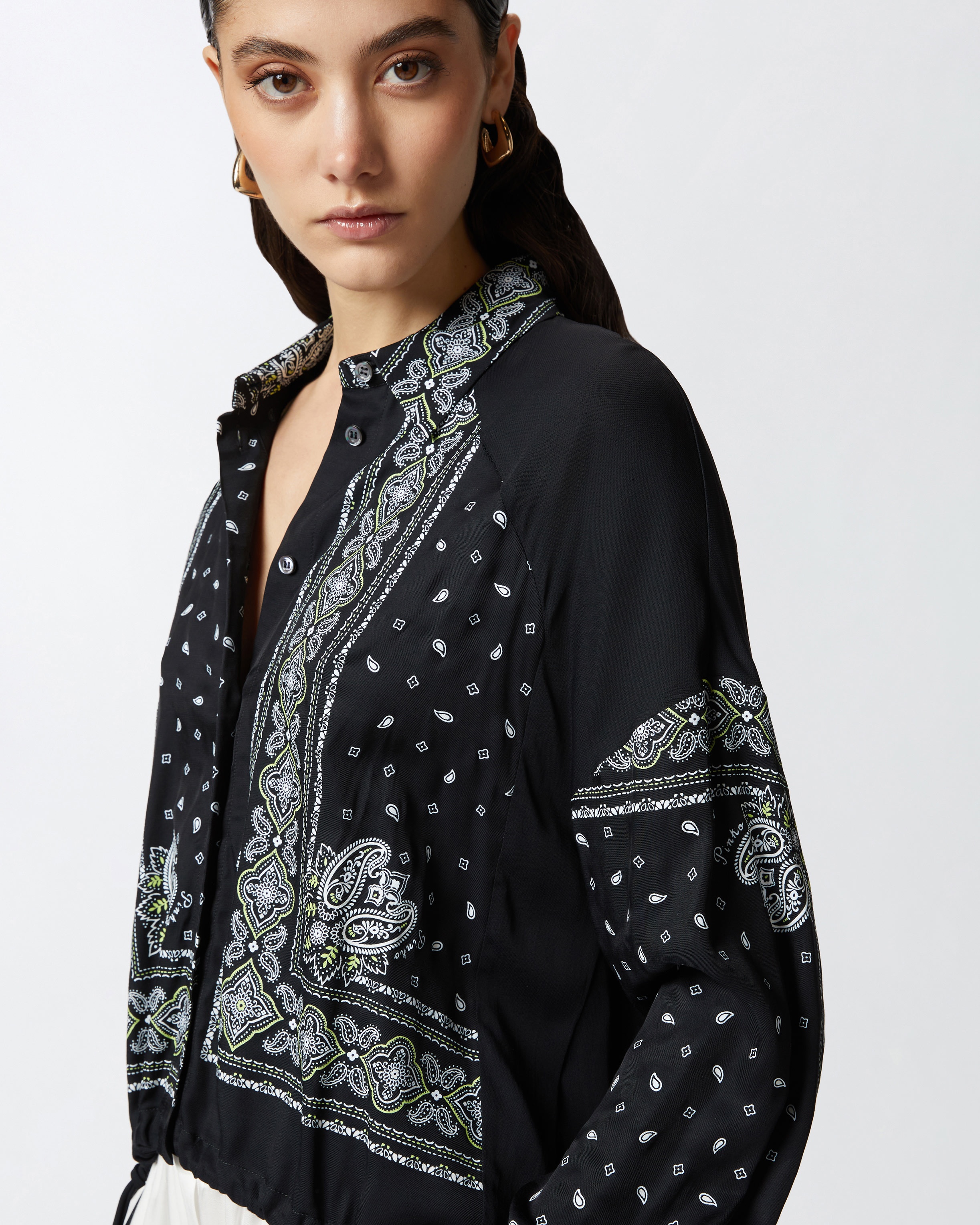 ASYMMETRIC SHIRT WITH BANDANA PRINT - 5