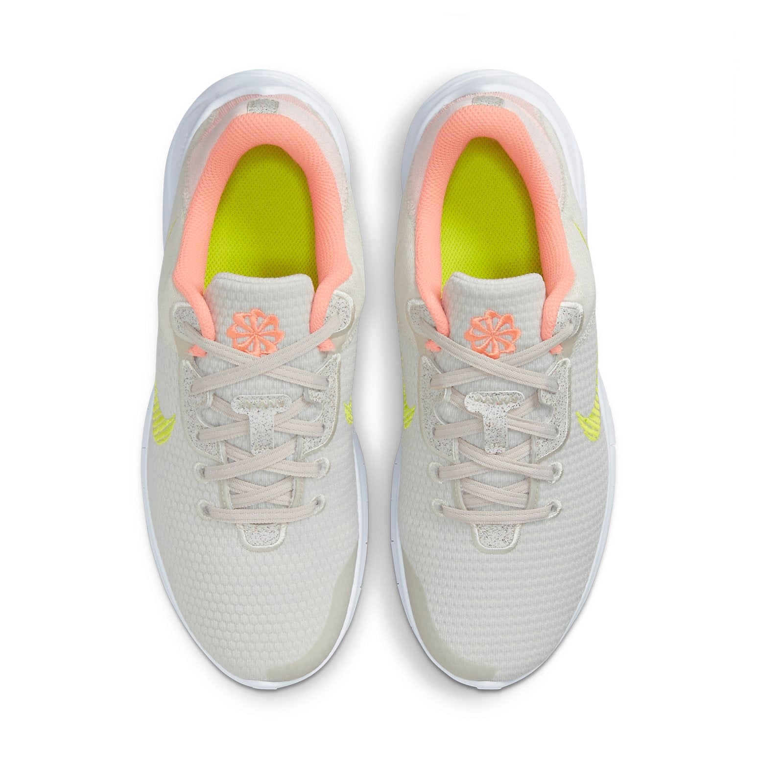 (WMNS) Nike Flex Experience Run 11 Next Nature 'Light Bone Atomic Green' DD9283-004 - 4