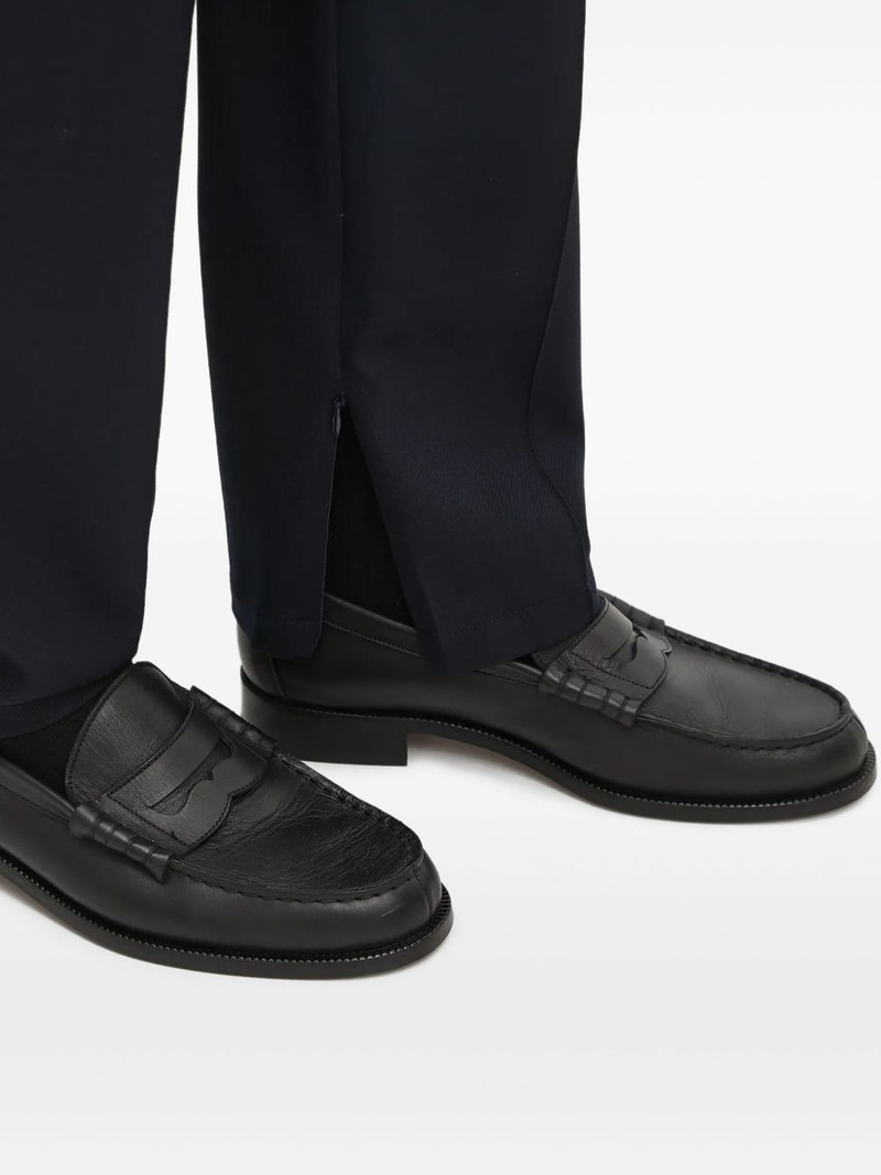 button seam trousers 4
