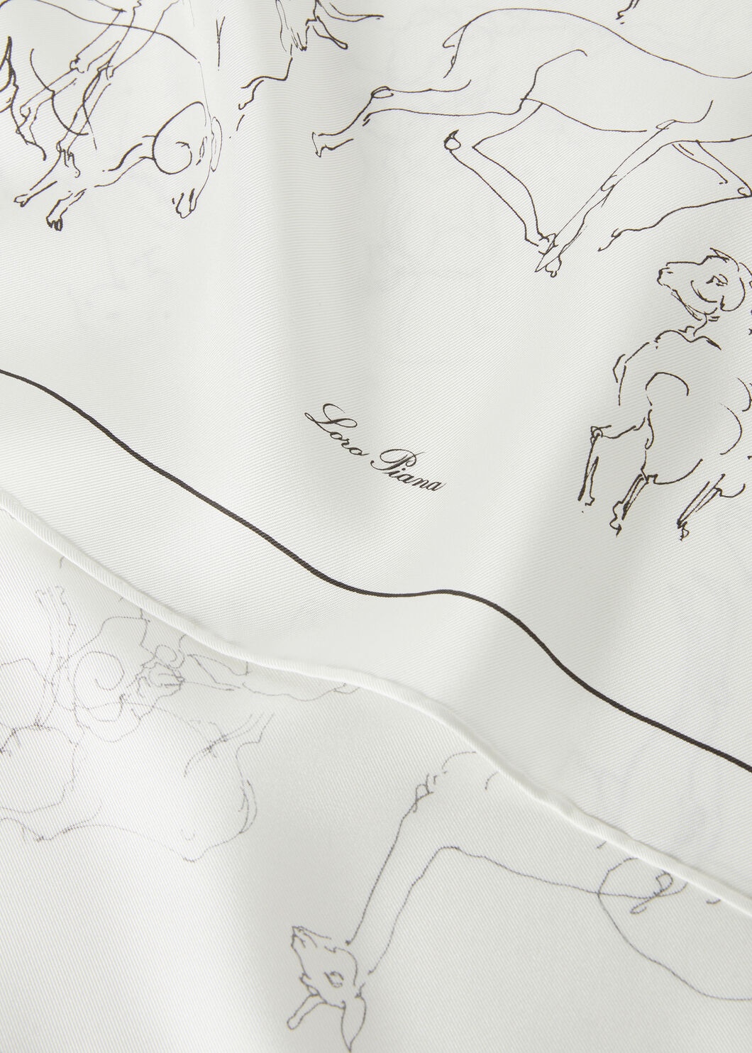 The Art Of Finest Fibers Foulard - 3