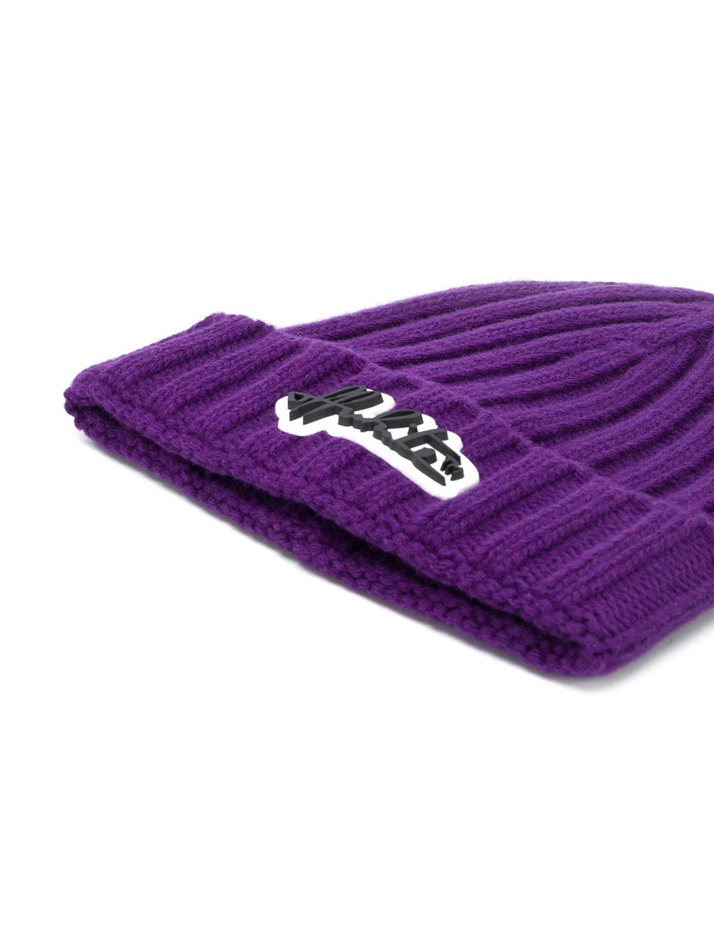 logo patch knitted beanie - 2