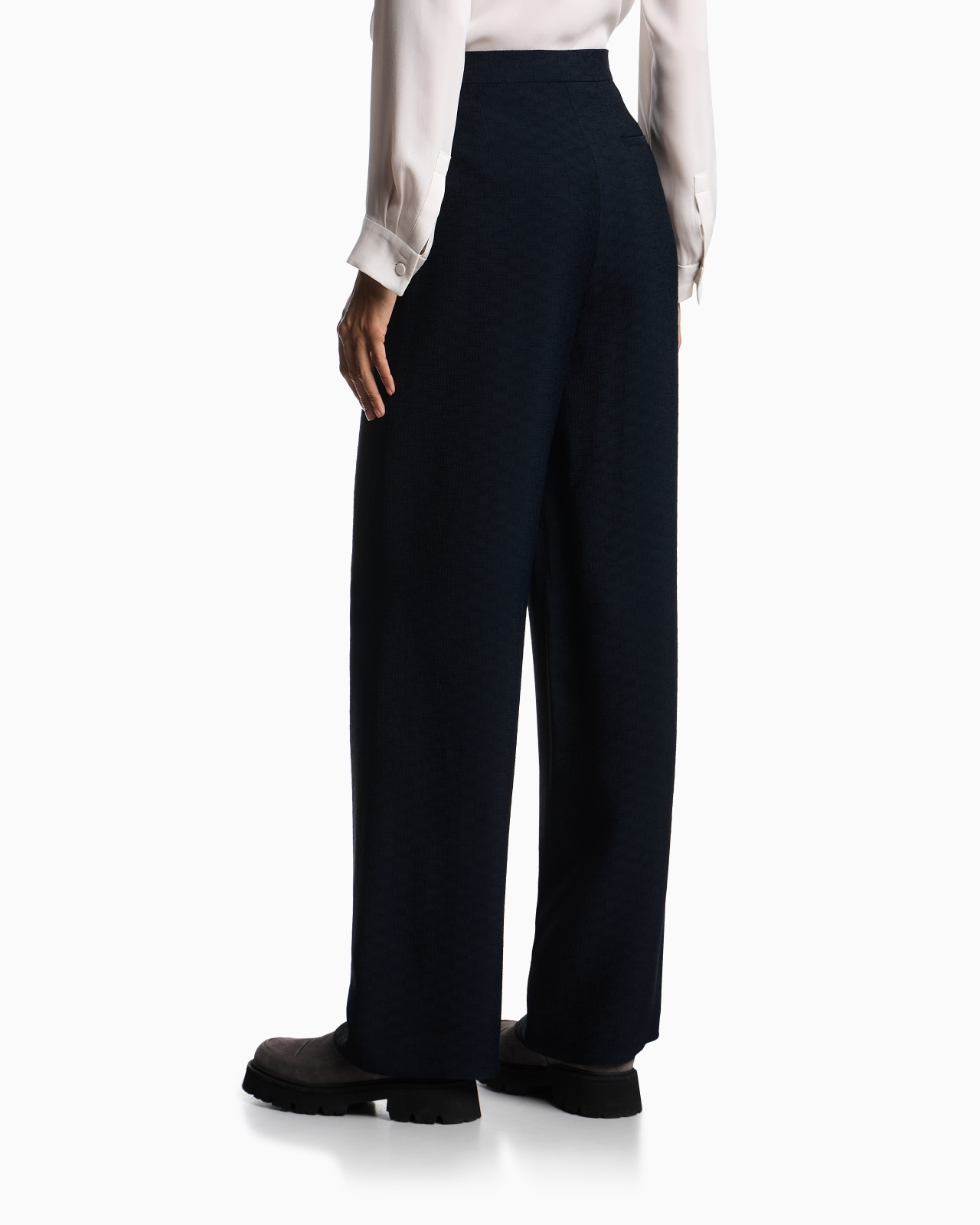 ICON TROUSERS IN FLUID ARMURE FABRIC - 3
