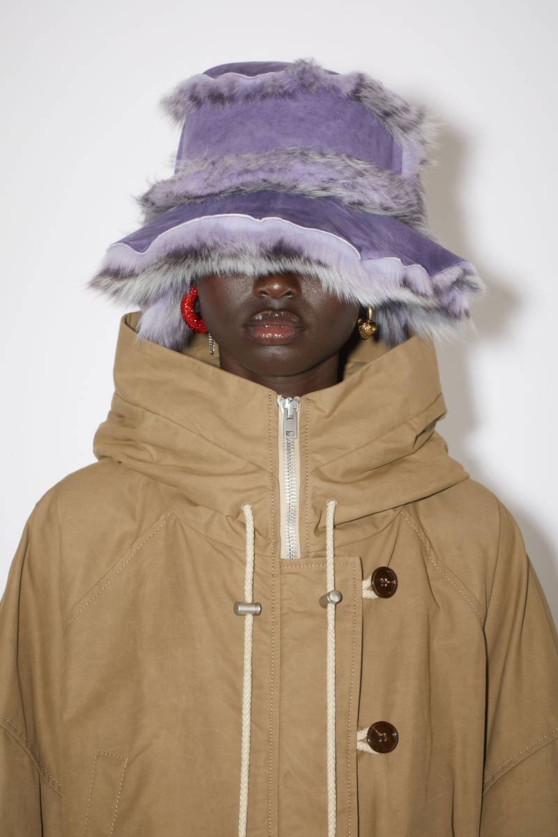 Acne Studios Shearling bucket hat - Lilac purple outlook